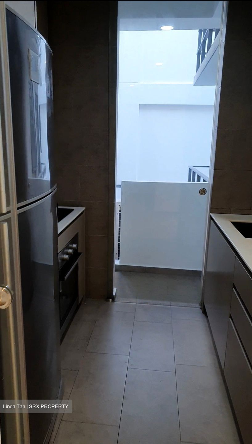 Stratum (D18), Condominium #561879111